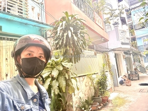 Bán nhà cấp 4- sẵn dòng tiền 12tr/ tháng- đ.đoàn văn bơ- thhong hoàng diệu- xóm