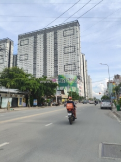 Bán nhà cấp 4 tiện sửa xây mới căn góc cao lỗ q8, sát mặt tiền, 4.3x17m, shr