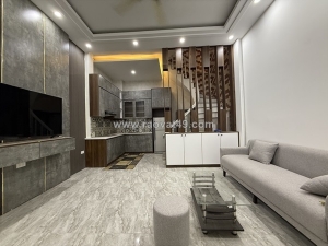 Bán nhà đẹp ngọc trì long biên, mới tinh, oto đổ cửa,2 thoáng 34m nhỉnh 5 tỷ(tl)