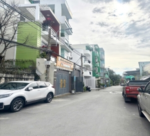 Bán nhà dương đình hội gần global city, đường oto 10m, chỉ 5 tỷ x