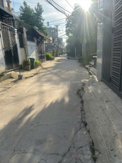 Bán nhà gần hà huy giáp q.12: 70m2, 3 tầng, 4pn, sổ hồng trao tay, giá hời chỉ