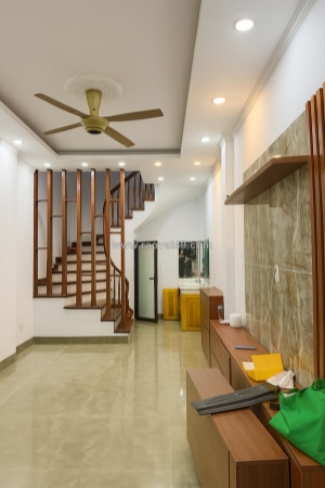 Bán nhà giáp bát, hoàng mai, lô góc, ô tô, 35m2, 8.35 tỷ(mtg)