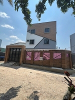 Bán nhà góc 2 mặt tiền - sát chợ thạnh xuân - full 10 phòng. nhỉnh 7 tỷ