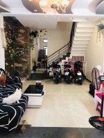 Bán nhà hẻm 766 cách mạng tháng 8, phường 5 tân bình; 4*17 - 10 tỷ