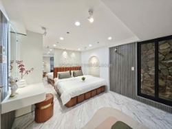 Bán nhà hoàng như tiếp long biên,oto,thang máy,full nội thất,ngõ thông 48m