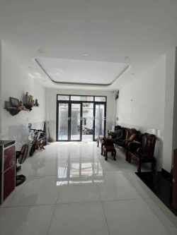 Bán nhà hxh nguyễn sơn tân phú, ngang 4,4m sát mặt tiền nguyễn sơn, gần chợ phú