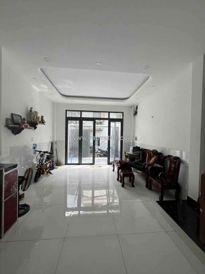 Bán nhà hxh nguyễn sơn tân phú, ngang 4,4m sát mặt tiền nguyễn sơn, gần chợ phú