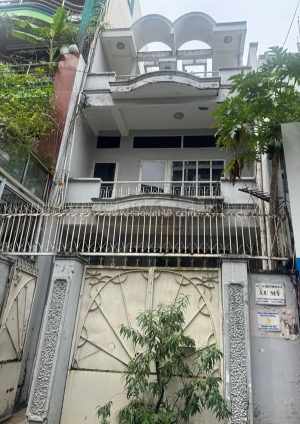 **bán nhà hxh phạm văn hai ** phường 5 tân bình; 5,5 x 19m - 4 tầng lầu