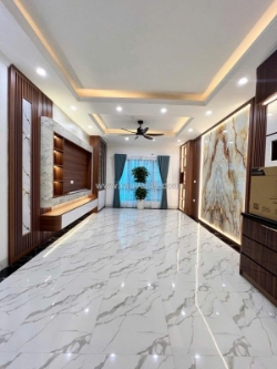 Bán nhà khương đình 42m x 7 tầng thang máy mới tinh 30m ra mặt phố - sát