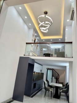 Bán nhà khương trung, thanh xuân sổ 30m 5 tầng tặng full nội thất chỉ 7,95 tỷ