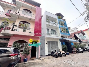 Bán nhà kiểu biệt thự mái ngói đ.nguyễn cảnh chân, quận 1 - ngang vuông đẹp