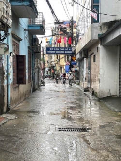 Bán nhà liền kề 5 tầng ô tô đỗ cửa ở đường lĩnh nam, hoàng mai