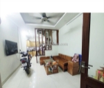 Bán nhà lô góc 3 mặt thoáng ô tô tránh cách 80m.
nhà 5 tầng .ra tới đường 32