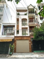 Bán nhà mặt phố huỳnh văn nghệ, 11,8 tỷ, 64m2, 4pn, 5wc, hàng hiếm tại giá cực