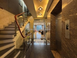 Bán nhà mặt phố tố hữu 8 tầng mt 5 m vỉa hè 8m kinh doanh 4 làn xe cho thuê 80