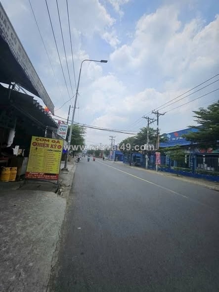~/Img/2025/11/ban-nha-mat-tien-16x70m-gia-485-ty-duong-le-van-khuong-02.jpg