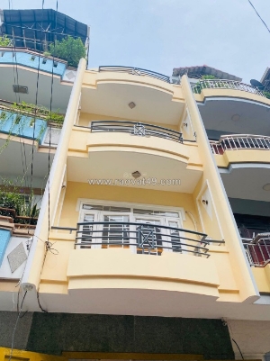 Bán nhà mặt tiền cao lổ view cạnh công viên - 4 tầng mới ken chỉ vào ở - 64m2 -