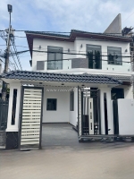 Bán nhà mơi lô góc shr 2 tầng 10x14m nguyễn thị thảnh thới tam thôn hóc môn hẻm