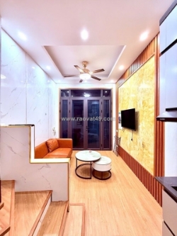 Bán nhà ngọc hà ba đình 22m x5 tầng-6,5 tỷ 2 mặt ngõ,cách hồ 50m