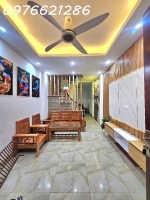 Bán nhà ngọc thụy 38m² – mt 4m – ô tô 7 chỗ đỗ cổng – gần ô tô tránh – giá 7.x