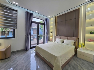 Bán nhà nguyễn văn cừ long biên,oto, dân xây,ngõ thông, full nội thất42m