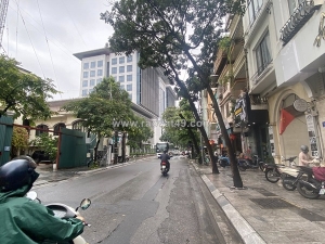 Bán nhà ông ích khiêm ô tô, kinh doanh, thang máy 45m  tỷ