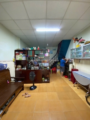 Bán nhà p vip tân sơn nhì, hẻm gần 4m thoáng, 32m2 klg, 2 tầng, chỉ 3 tỷ nhỉnh