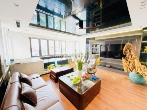 Bán nhà phân lô lạc trung, hai bà trưng - 70/78m² x 8t thang máy - mt 5.4m -