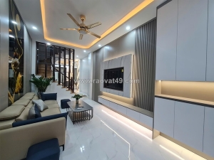 Bán nhà riêng hoàng mai, giá 10.6 tỷ, dt 48m2, nhà đẹp mới koong 10m ô tô gần