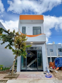 Bán nhà sổ hồng riêng , gần trường cao đảng - sát công ty phú mỹ gia