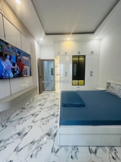 Bán nhà tân bình hxh 45m2 3 tầng ngang 4m nở hậu sát mt đẹp dân trí lê văn sỹ