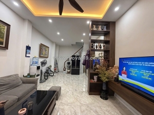 Bán nhà tân mai- hoàng mai, ô tô, lô góc, 40/42 m2, 4 tầng, mt 6 m, giá 11 tỷ.