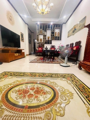 Bán nhà tây hồ, oto qua nhà, ngõ thông kinh doanh, dt 48m2, mt 4,5m, giá 8.2 tỷ