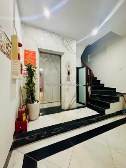 Bán nhà tô vĩnh diện 42m x 8 tầng thang máy - lô góc 2 thoáng - 30m ra ô tô