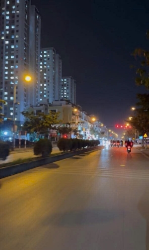 Bán tòa nhà mặt đường kđg tứ hiệp - thanh trì - diện tích 230m2*7 tầng - giá