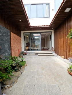 Biệt thự himlam tân hưng q7
ngay lotte mart 
ngang 4 dài 12 - 4 tấm 
có 6 tỷ