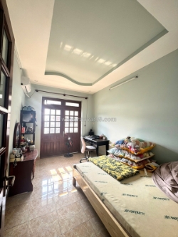 Cần bán gấp nhà 2 tầng khu vip hiệp phú – hẻm ô tô – 97m², 4pn – giá tốt 9.5 tỷ