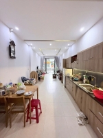 Cần bán nhà 2 tầng mặt tiền đường lớn – gần khu hà huy tập – giá chỉ hơn 5 tỷ