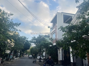 Cần bán nhà cấp 4 gác lững đỗ nhuận ngay trước cổng bến xe tt tp đà nẵng