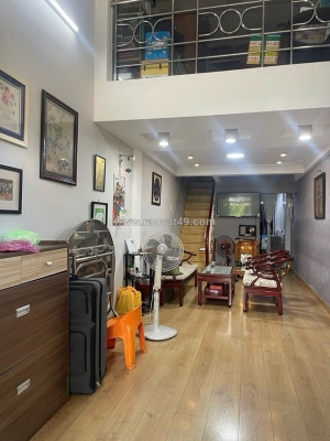 Căn ngon, nhà 1/ nguyễn văn nghi, 50m2, 3 tầng 3pn, 4.5 tỷ tl 0964364745