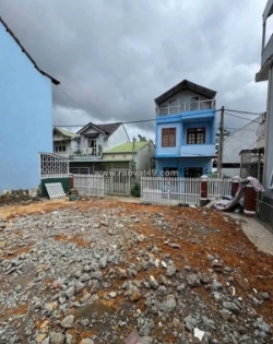 Cần tiền bán gấp đất xd sổ riêng đường đa minh, đà lạt giá chỉ 3.9 tỷ