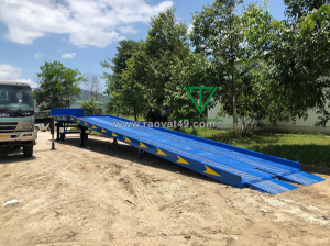 Cầu công - cầu chui container