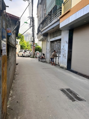 Cầu đơ- trung tâm hà đông, chính chủ cho thuê nhà nguyên căn 3 tầng. nhà mặt