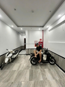 Ccmn thịnh quang - 11 phòng kk - thang máy - pccc 50m2 6 tầng mt 3.9m giá