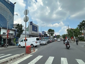 Chdv 8 tầng mới hẻm 656 quang trung ngang 8m 75pn tn 220tr gần chợ hht 50 tỷ.