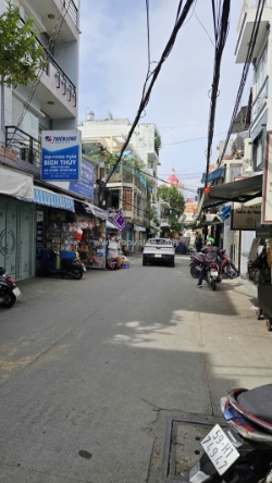 Chỉ 2 tỷ 790 triệu có ngay mặt tiền tiện kinh doanh q4