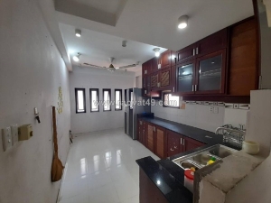 Chỉ 3.9 tỷ mà có 5 tầng btct- tặng nội thất- vài bước ra hẻm xe tải  và ra ga