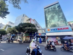 Chính chủ 1 đời - bán nhà 4 tầng mặt tiền kd đ.cao thắng, q3 - dt 70m2 sổ hồng