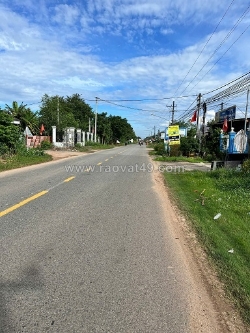 Chính chủ bán gấp đất mặt tiền dt750 tại trung tâm xã tân long - kinh doanh,