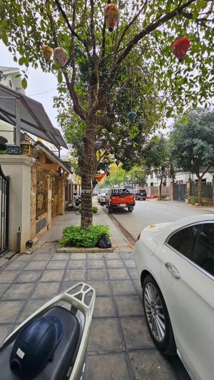 Chính chủ bán nhà tam điệp không gian sống an nhiên cho giới thượng lưu